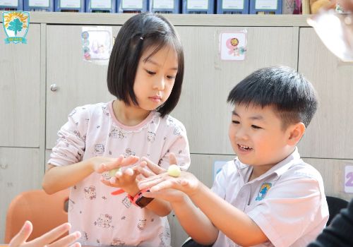 WHSers vui đón Tết Hàn Thực, giữ gìn bản sắc dân tộc