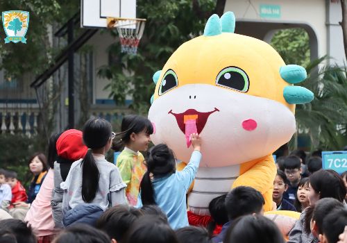 WHSers rạo rực ngày trở lại – chào năm mới đầy hứng khởi