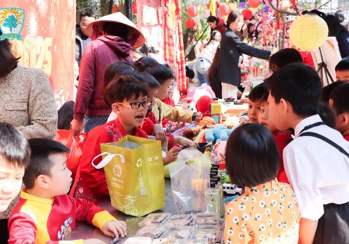 Hội chợ Xuân Ất Tỵ 2025: Vui Xuân đón Tết