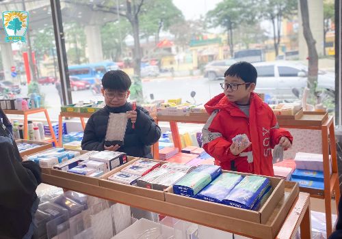 Chương trình ngoại khóa đặc biệt của WHSers song ngữ