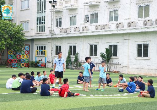 Sau giờ học, con sẽ trở thành ai?