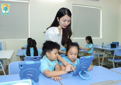 Học tập hiệu quả với phòng học thông minh tại WHS