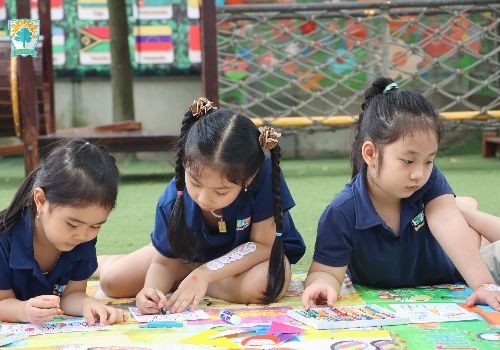 Thỏa sức khám phá, trải nghiệm các tiết học tại trường Liên cấp Tây Hà Nội