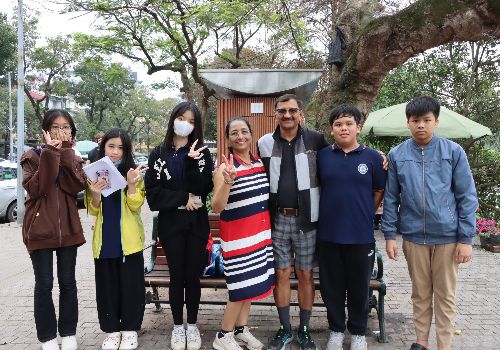 Học sinh khối 8 và dự án “Phóng sự Hồ Gươm”