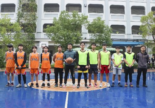 WHSers giao hữu bóng rổ cuối tuần