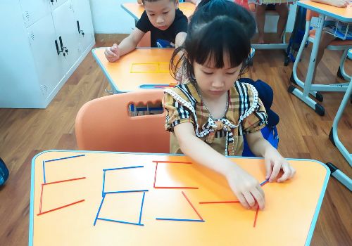 Học toán thú vị: Rèn luyện khả năng tư duy, sáng tạo với que tính