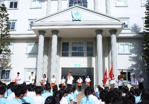 Lễ chào cờ đầu tiên năm học 2022 – 2023