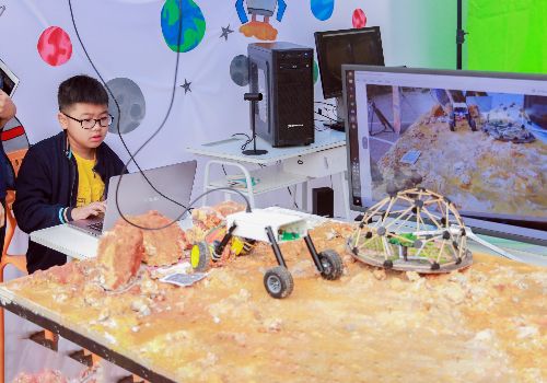 Trải nghiệm THCS: STEM Robotics