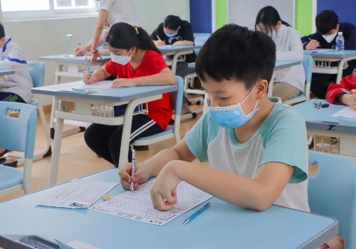 WHSers tự tin với chứng chỉ Tiếng Anh Quốc tế Cambridge