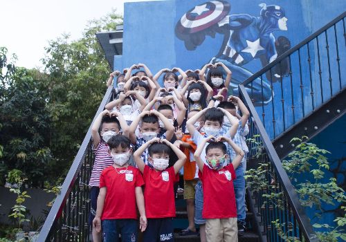 Mầm non Smile Kids trải nghiệm tại Tây Hà Nội