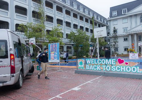 Học sinh quay lại trường học: Hoạt động “Xuân để khỏe – Khỏe để an”