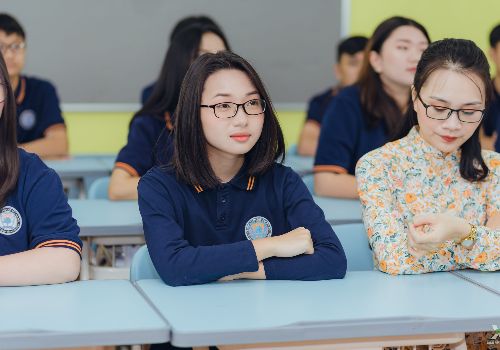 Thông báo nghỉ hè sớm