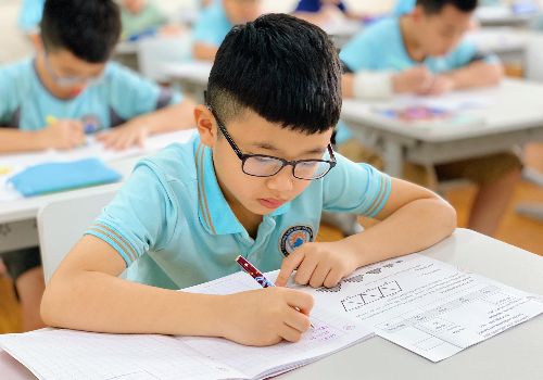 Sơ khảo cuộc thi giành học bổng khối Tiểu học năm học 2021 – 2022