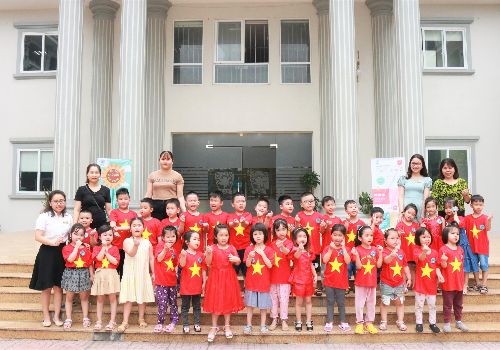 Học sinh Mầm Non trải nghiệm