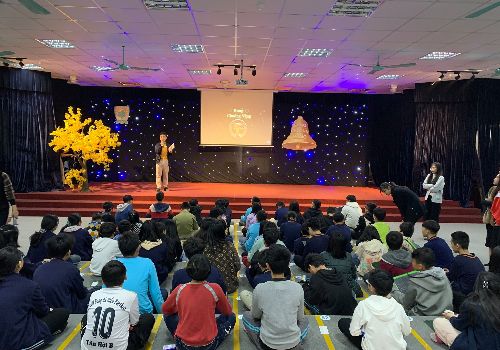 WHSers khối THCS chinh phục chuông vàng