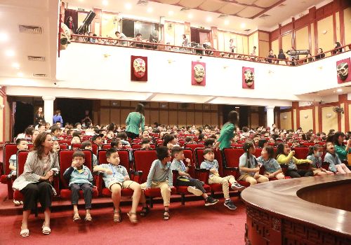 Trải nghiệm loại hình nghệ thuật đặc trưng của Hà Nội – KỊCH NÓI