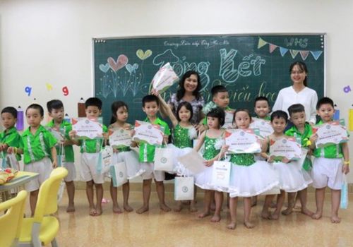 Tổng kết khóa Tiền Tiểu học – Ngựa con đã sẵn sàng cho hành trình mới!