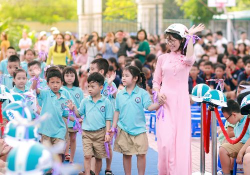 Khóa Hành trang vào lớp Một 2020 – 2021 ”Con mong đợi – mẹ yên tâm”