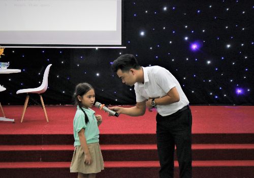 CÙNG CON – Lớn, trưởng thành và nên người