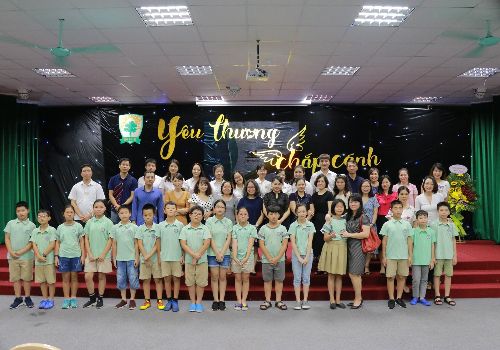 CHIA TAY HỌC SINH KHỐI 5 – YÊU THƯƠNG CHẮP CÁNH