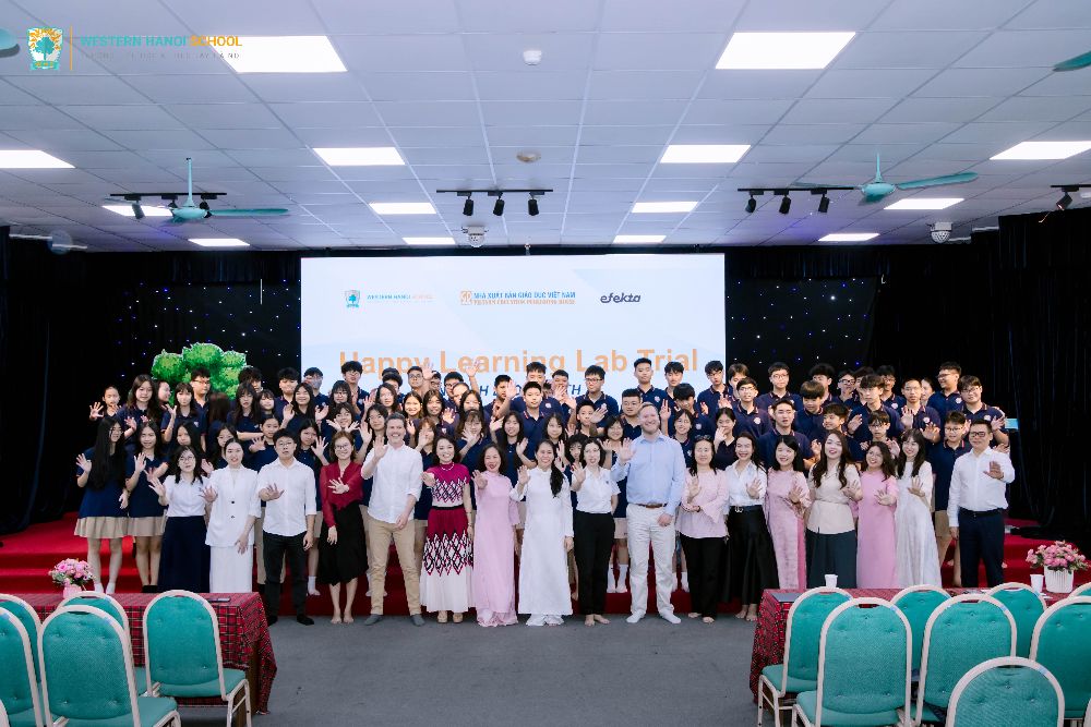 WHS tiên phong triển khai kiểm thử Chương  trình Tiếng Anh tích hợp AI cùng NXB Giáo dục Việt Nam và Efekta Education